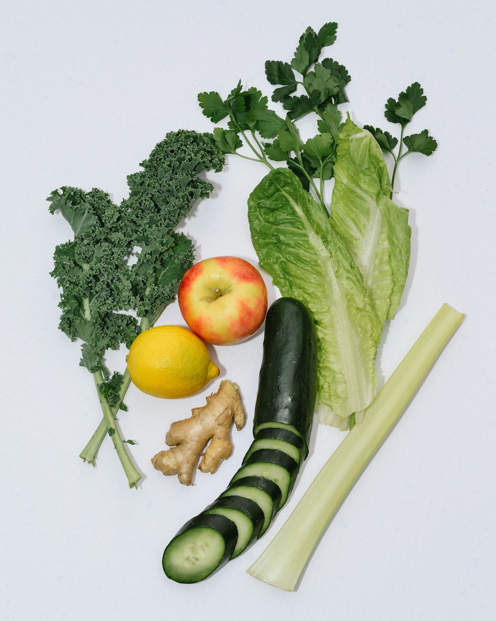 Vegetais variados em composição de alimentação saudável